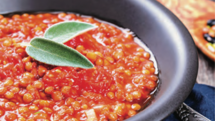 Potée de lentilles vertes à la sauce tomate