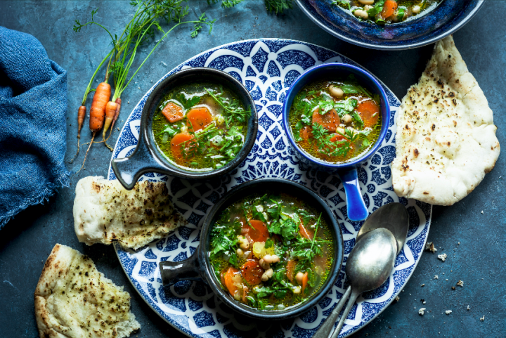 Soupe aux fanes de carottes