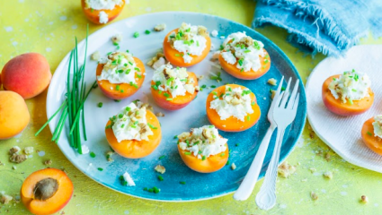 Bouchées d'abricots au chèvre