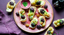 Croûtons aux raisins rôtis