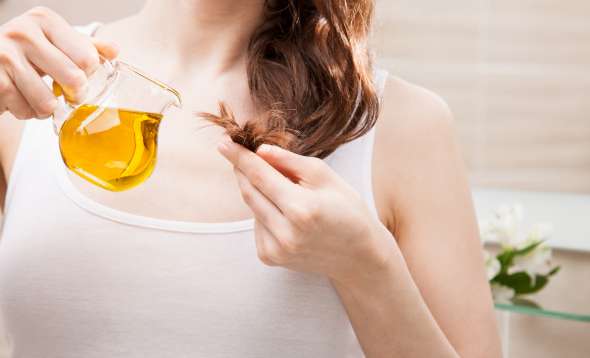 Les bienfaits du vinaigre de cidre pour les cheveux