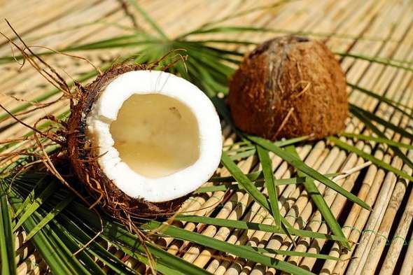 Les bienfaits de l'eau de coco, riche en minéraux