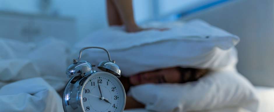 Vaincre les insomnies chez les adultes avec les plantes