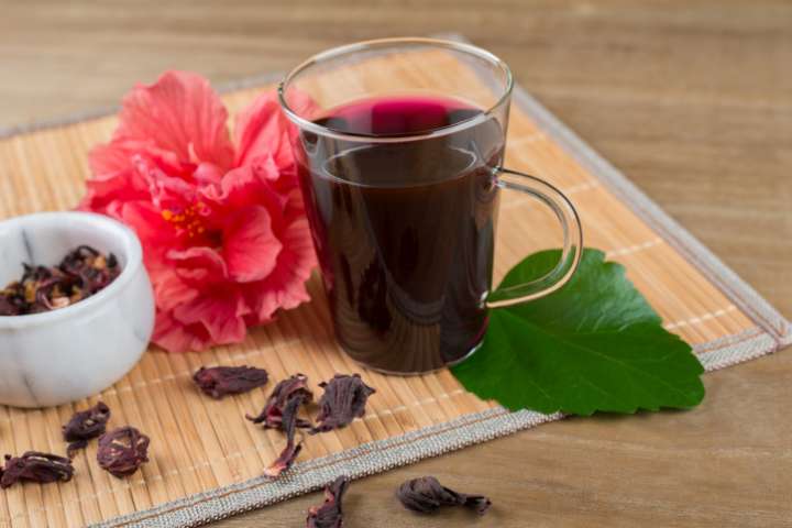 Une décoction d'hibiscus contre l'hypertension