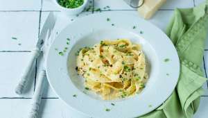 Nouilles de rutabaga Cacio e Pepe