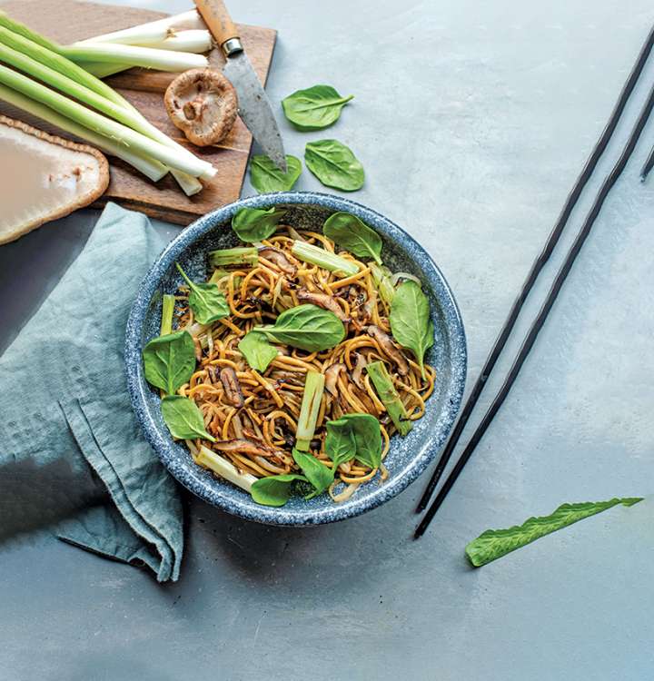 Nouilles sautées (lo mein)