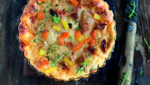 Quiche sans croûte aux poivrons et tomates séchées