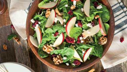 Salade d'épinards, sauce moutarde et miel